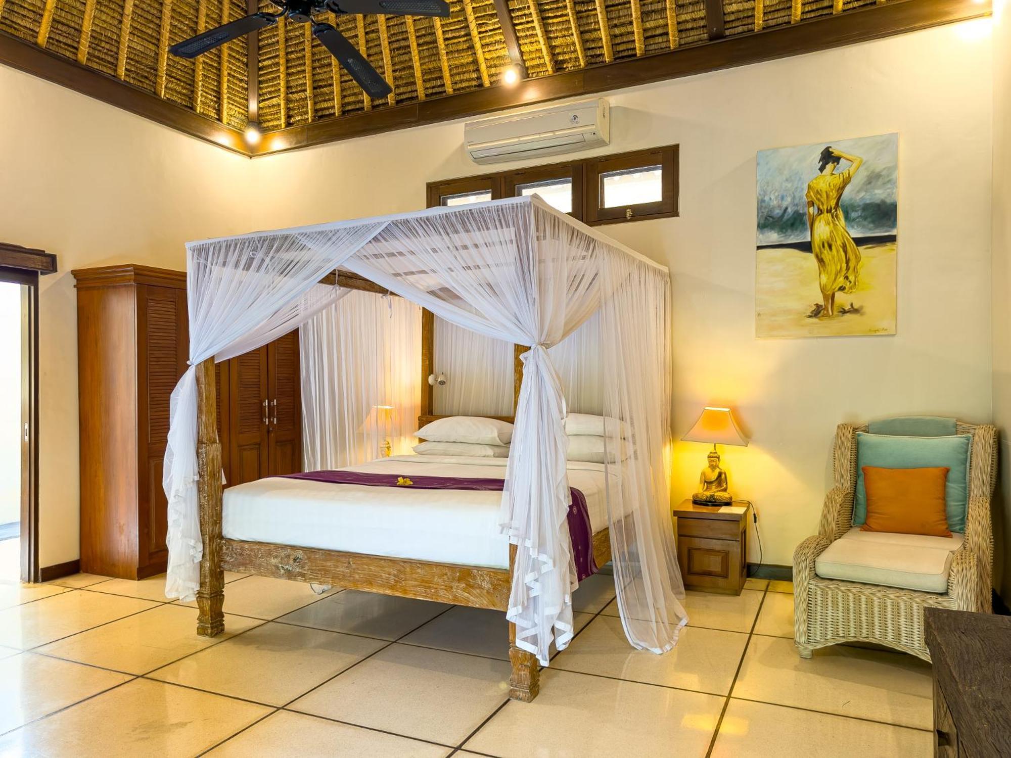 Villa Bugis Kayu Aya Seminyak Szoba fotó