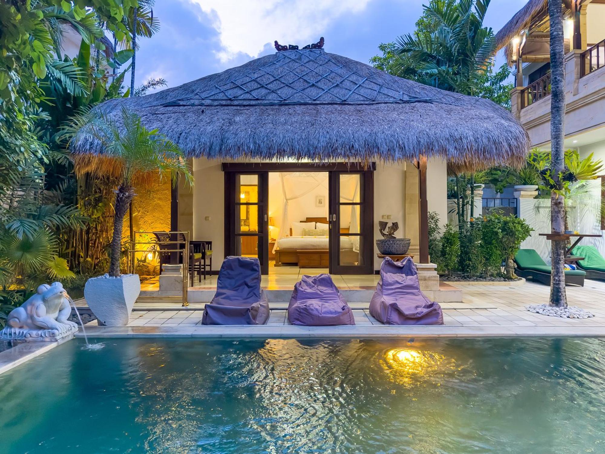 Villa Bugis Kayu Aya Seminyak Szoba fotó