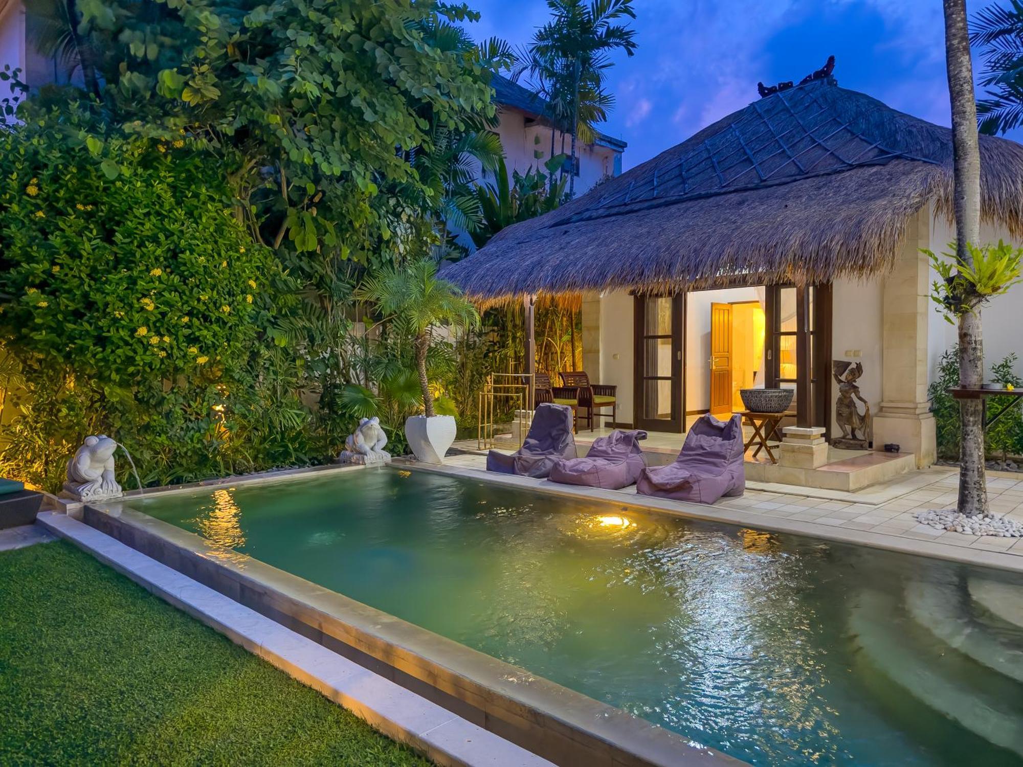 Villa Bugis Kayu Aya Seminyak Szoba fotó