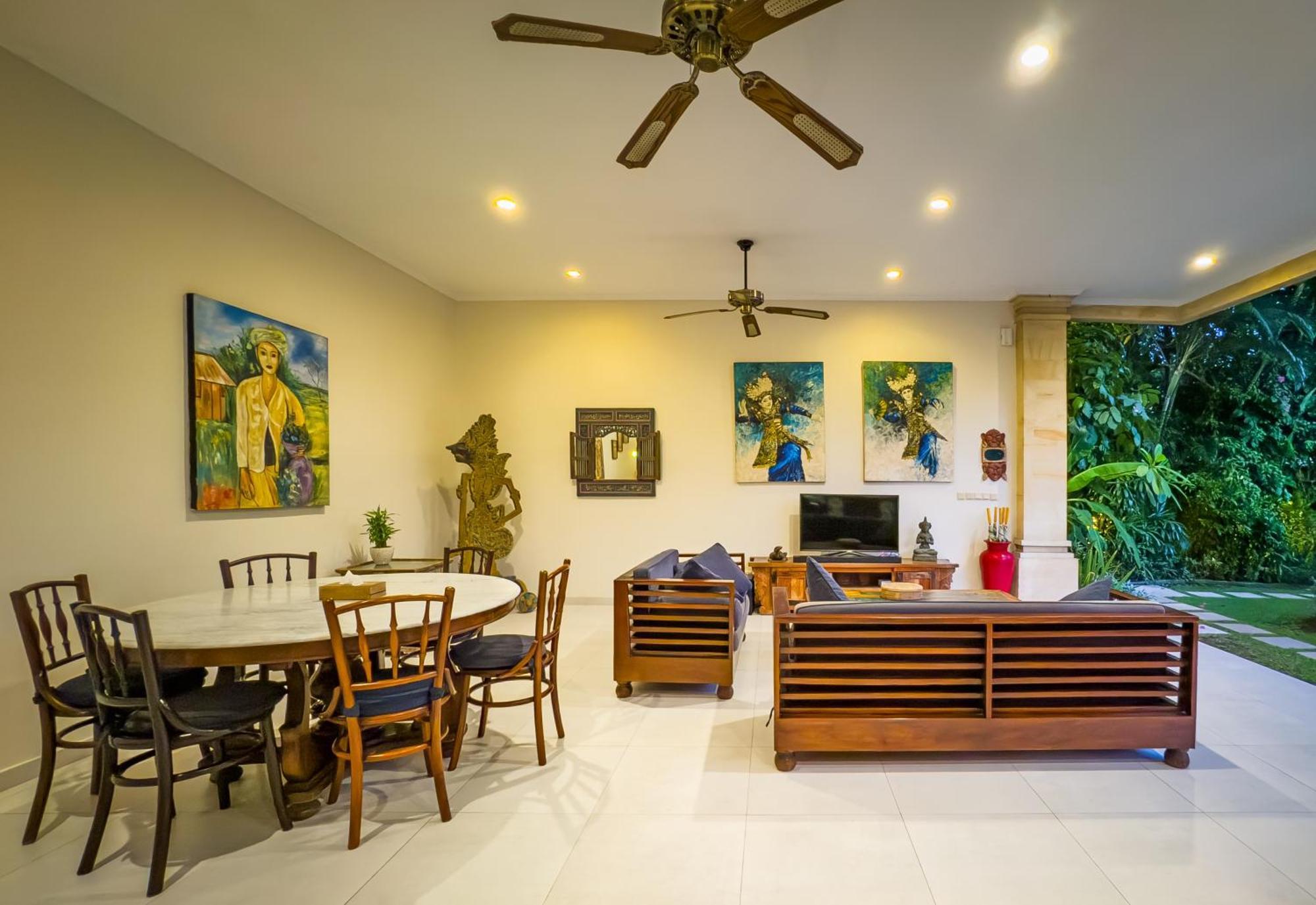Villa Bugis Kayu Aya Seminyak Szoba fotó