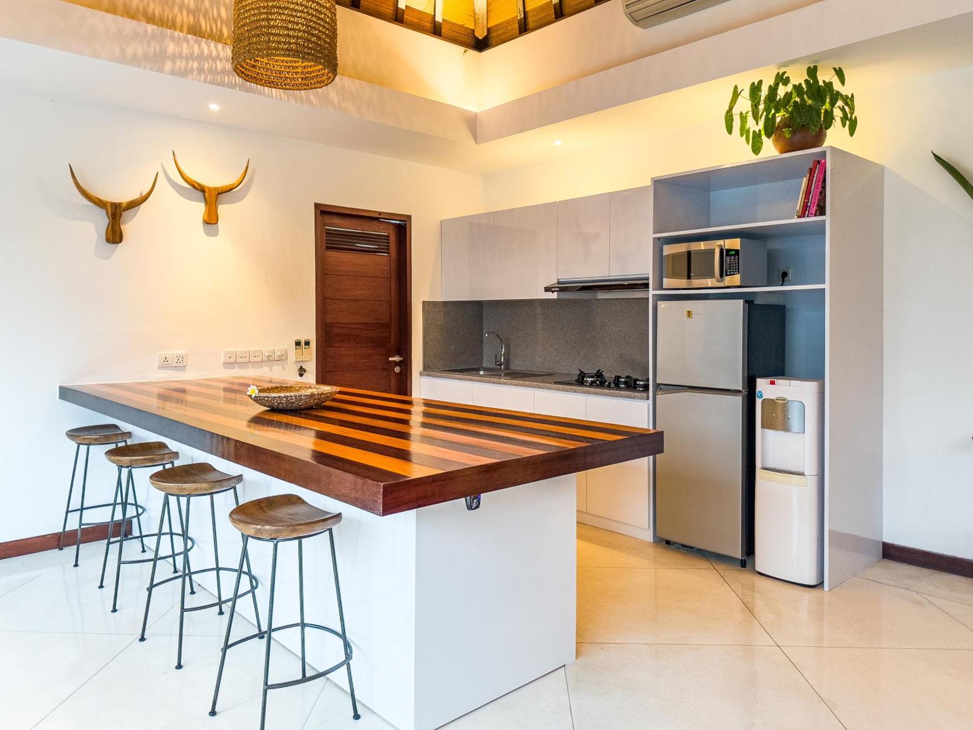 Villa Bugis Kayu Aya Seminyak Szoba fotó