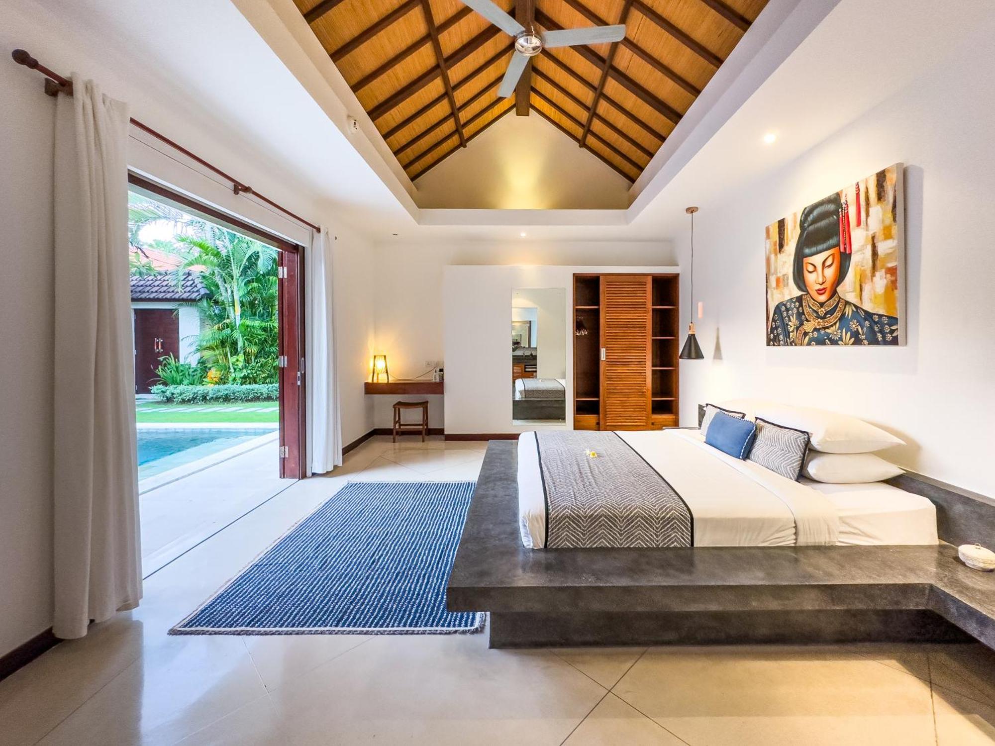 Villa Bugis Kayu Aya Seminyak Szoba fotó